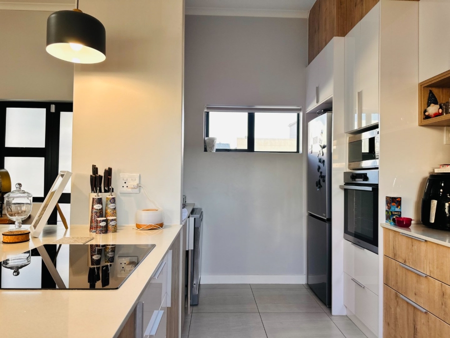 3 Bedroom Property for Sale in Sandown Western Cape